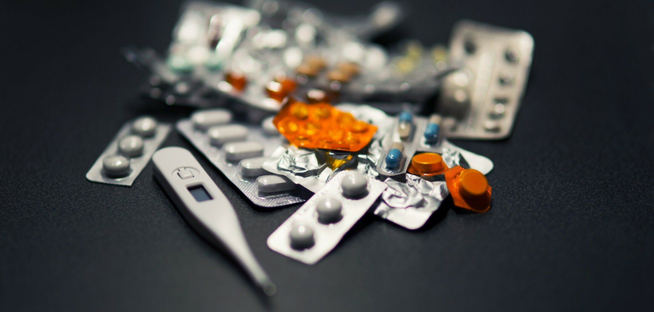 medicine-thermometer-tablets-pills